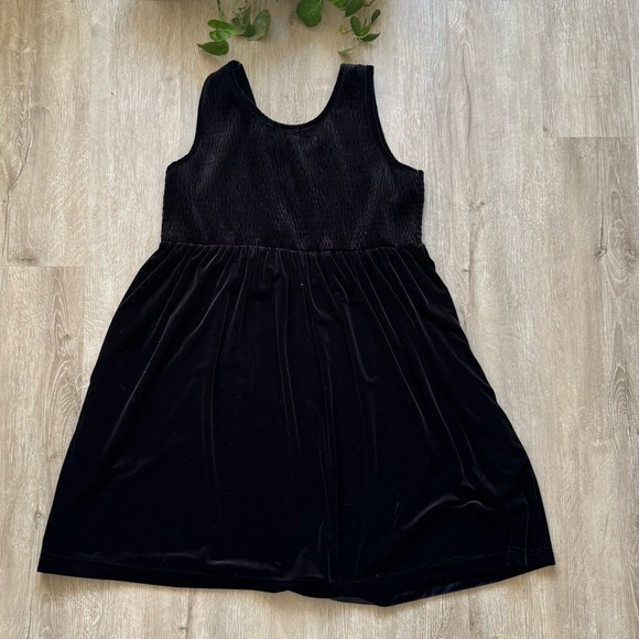 Vintage 90’s Black Velvet Baby doll Dress - Picture 5 of 6